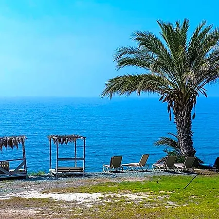 Summer Dream Cyprus לינה וארוחת בוקר *